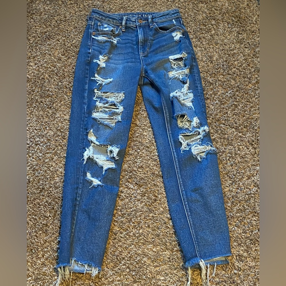 AE Ripped Jeans, size 4 regular